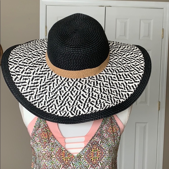 black floppy sun hat target